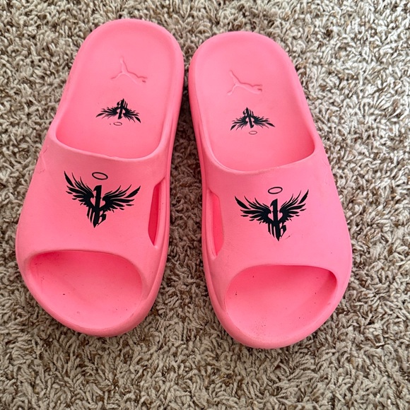 Puma Bright Pink Slide Sandals - Picture 1 of 2
